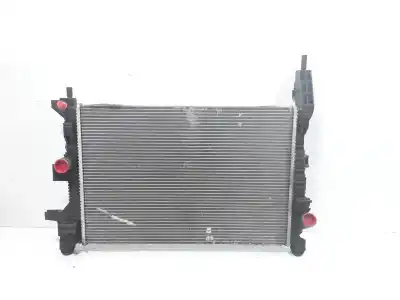 Peça sobressalente para automóvel em segunda mão RADIADOR DE ÁGUA por FORD FOCUS III  Referências OEM IAM CV618005VC  