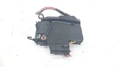 Pièce détachée automobile d'occasion BOÎTES À FUSIBLES pour FORD FOCUS III  Références OEM IAM AV6T14A067BC  