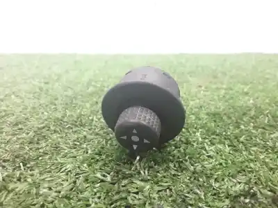 Peça sobressalente para automóvel em segunda mão Comutador De Espelhos Retrovisores por PEUGEOT PARTNER (S2) 1.6 16V HDi Referências OEM IAM 185526  