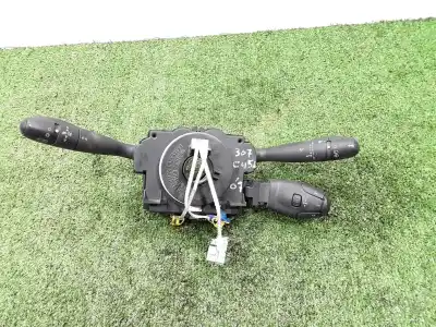 Pezzo di ricambio per auto di seconda mano  per PEUGEOT 307 BREAK/SW (S2)  Riferimenti OEM IAM 96605587XT  