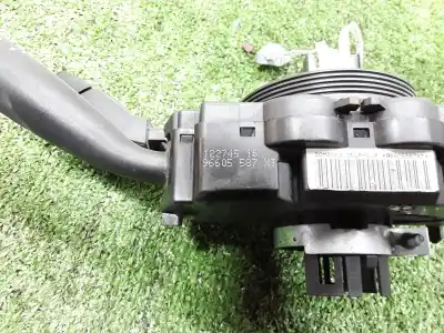 Pezzo di ricambio per auto di seconda mano comando multifunzione per peugeot 307 break/sw (s2) sw riferimenti oem iam 96605587xt  