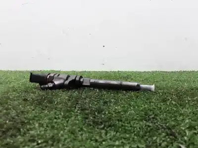 Pezzo di ricambio per auto di seconda mano iniettore per volvo c30 (533) 1.6 d riferimenti oem iam 0445110259  