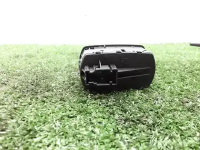 Second-hand car spare part left front power window switch for opel corsa d (s07) 1.3 cdti (l08 l68) oem iam references 13258521aa  