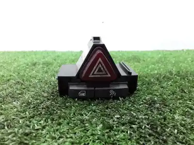 Peça sobressalente para automóvel em segunda mão Interruptor 4 Piscas - Emergência por OPEL CORSA D (S07) 1.3 CDTI (L08 L68) Referências OEM IAM 13189529  