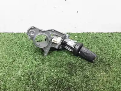 Second-hand car spare part IGNITION SWITCH for OPEL ASTRA H (A04)  OEM IAM references 2421430  