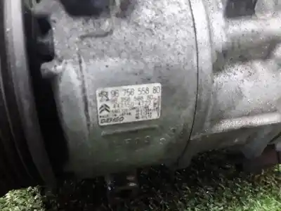 Peça sobressalente para automóvel em segunda mão compressor de ar condicionado a/a a/c por citroen c4 cactus 1.2 vti 82 referências oem iam 9675655880  