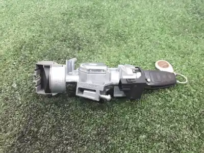 Second-hand car spare part IGNITION SWITCH for FORD FOCUS III SEDÁN  OEM IAM references 3M513F880AE  