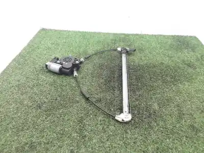 Pezzo di ricambio per auto di seconda mano ALZACRISTALLI POSTERIORE SINISTRO per MAZDA 3 (BK) 1.6 DI Turbo Riferimenti OEM IAM G22C5858X  