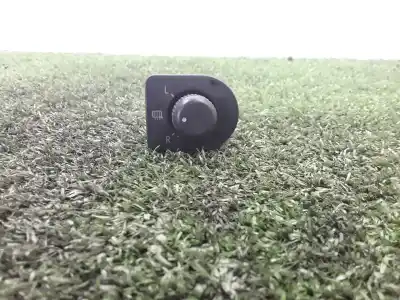 Pezzo di ricambio per auto di seconda mano CONTROLLO SPECCHIO per VOLKSWAGEN PASSAT B5.5 (3B3) 2.8 4motion Riferimenti OEM IAM 1J1959565F  