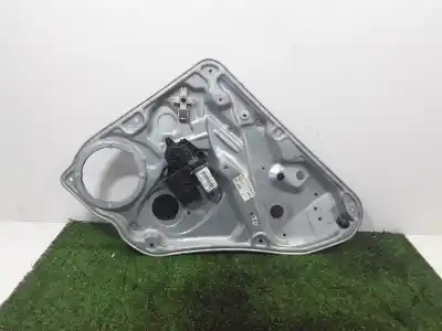 Pièce détachée automobile d'occasion LÉVE GLACE ARRIÈRE DROIT pour VOLKSWAGEN PASSAT B5.5 (3B3) 2.8 4motion Références OEM IAM 3B5839752  