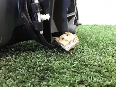 Peça sobressalente para automóvel em segunda mão espelho retrovisor esquerdo por audi a4 avant (8e) a4 avant 8e referências oem iam 010681  