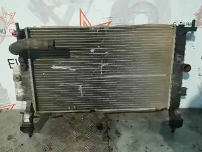 İkinci el araba yedek parçası SU RADYATÖRÜ için OPEL MERIVA  OEM IAM referansları   