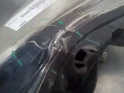 Автозапчасти б/у правая фара за toyota verso (aur2/zgr2) n47c16a ссылки oem iam 811100f18100  