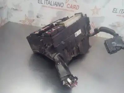 Pezzo di ricambio per auto di seconda mano scatola relè/fusibili per toyota verso (aur2/zgr2) n47c16a riferimenti oem iam 821110fp90  