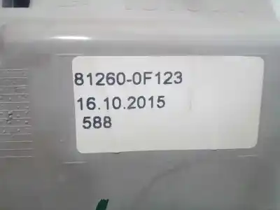 Автозапчасти б/у внутренний свет за toyota verso (aur2/zgr2) n47c16a ссылки oem iam 812600f123  