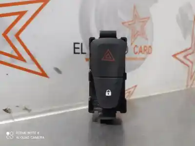 Peça sobressalente para automóvel em segunda mão INTERRUPTOR 4 PISCAS - EMERGÊNCIA por RENAULT MEGANE IV BERLINA 5P  Referências OEM IAM   
