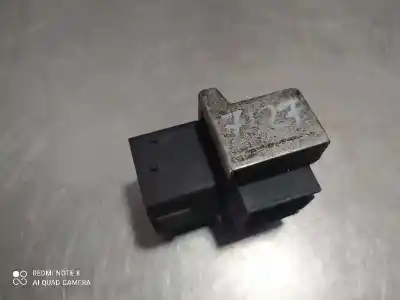 Автозапчастина б/у коробка передігрів для opel antara z22d1 посилання на oem iam 110678071r  