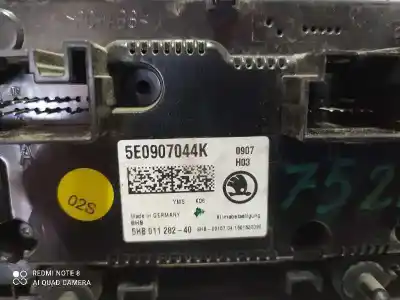 Автозапчасти б/у климат-контроль за skoda octavia combi (5e5) clh ссылки oem iam 5e0907044k  