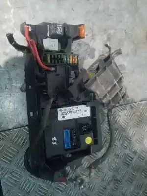 Second-hand car spare part fuse box unit for audi a8 (4e) bfm oem iam references 4e0907289  