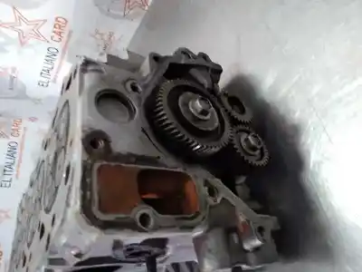 Pièce détachée automobile d'occasion culasse du moteur pour renault mascott (2004) zd3a608 références oem iam ah098  