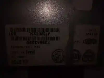 Pezzo di ricambio per auto di seconda mano impianto audio / radio cd per lancia delta (181) 944a3000 riferimenti oem iam 735543590  