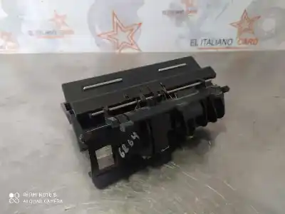 Peça sobressalente para automóvel em segunda mão cinzeiro por seat exeo (3r2) 2.0 tdi referências oem iam 