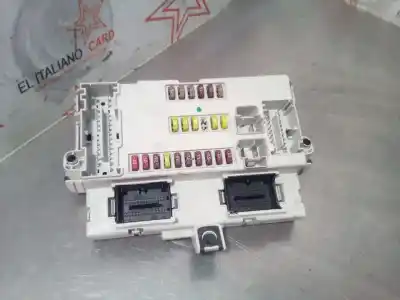 İkinci el araba yedek parçası röle/sigorta kutusu için alfa romeo giulietta (191) 940a3000 oem iam referansları 50521889  