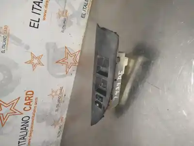 Second-hand car spare part LEFT FRONT POWER WINDOW SWITCH for TOYOTA RAV4 (A3)  OEM IAM references   