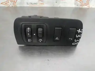 Автозапчастина б/у УПРАВЛІННЯ СВІТЛОМ для RENAULT FLUENCE  Посилання на OEM IAM 1021710  