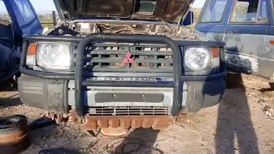 Pezzo di ricambio per auto di seconda mano paraurti anteriore per mitsubishi montero (v20/v40) 4d56t riferimenti oem iam   