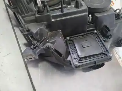 Peça sobressalente para automóvel em segunda mão farol / farolim esquerdo por renault megane iv berlina 5p 1.5 blue dci diesel fap referências oem iam 260602792r  
