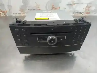 Recambio de automóvil de segunda mano de sistema audio / radio cd para mercedes clase glk (w204) glk glk 320 cdi 4-matic (204.983) referencias oem iam a2048700296