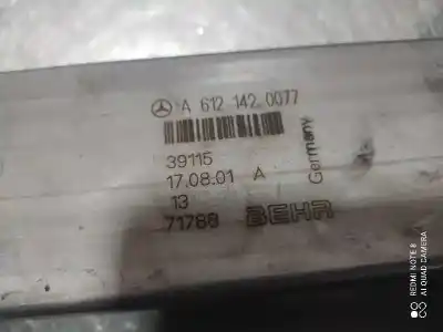 Автозапчасти б/у охладитель моторного масла за mercedes-benz clase ml (bm 163) om 612.963 ссылки oem iam a6121420077  
