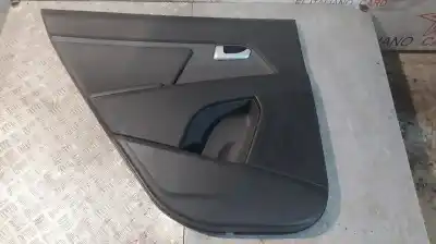 Pezzo di ricambio per auto di seconda mano rivestimento portiera posteriore sinistra per kia sportage iii (sl) 1.7 crdi riferimenti oem iam 