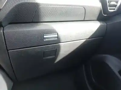 Second-hand car spare part glove compartment for mitsubishi montero (v20/v40) 3500 v6 kaiteki oem iam references 