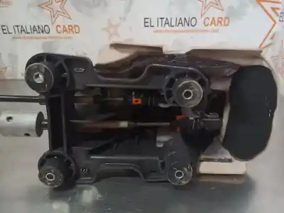 Second-hand car spare part gear lever knob for citroen c4 cactus yh01 oem iam references 981177878001  