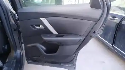 Second-hand car spare part right rear door trim for mitsubishi montero (v20/v40) 3500 v6 kaiteki oem iam references 