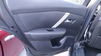 Second-hand car spare part left rear door trim for mitsubishi montero (v20/v40) 3500 v6 kaiteki oem iam references 
