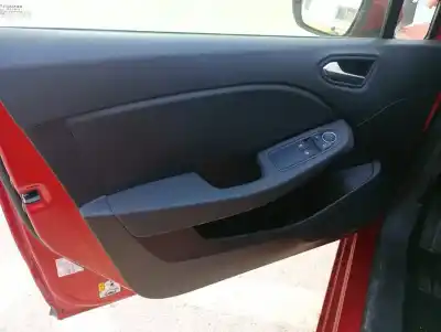 Автозапчастина б/у ОББІРКА ПЕРЕДНІХ ДВЕРЕЙ ЛІВА для RENAULT CLIO V  Посилання на OEM IAM   
