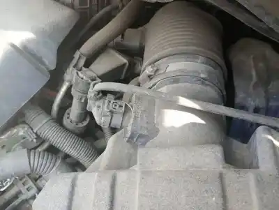 Автозапчастина б/у витратомір повітря для toyota verso (aur2/zgr2) n47c16a посилання на oem iam 