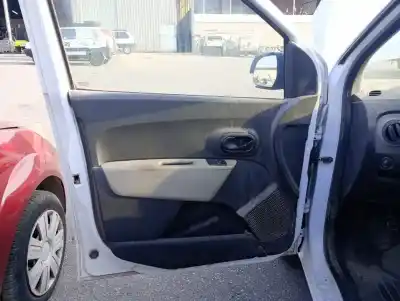 Автозапчастина б/у оббірка передніх дверей ліва для dacia dokker k9k c6 посилання на oem iam 