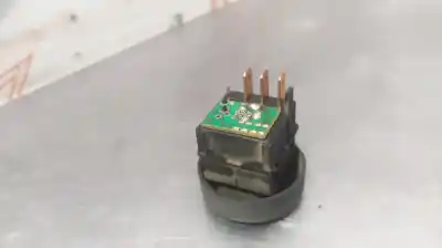 Pezzo di ricambio per auto di seconda mano interruttore per iveco daily furgón d-f1ce0481b*a riferimenti oem iam   