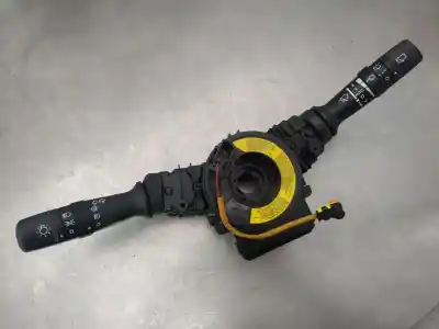 Pezzo di ricambio per auto di seconda mano controllo della luce per kia sportage iii (sl) 1.7 crdi riferimenti oem iam r11m330747