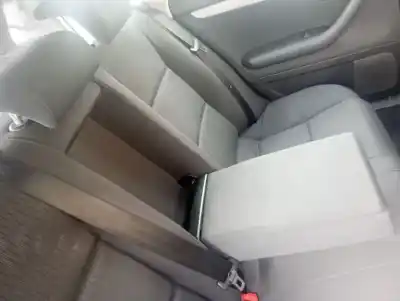 Автозапчастина б/у комплект сидів для audi a4 b7 avant (8ed) 2.0 tdi 16v посилання на oem iam   