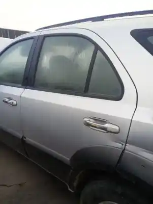 Автозапчастина б/у ДВЕРІ ЗАДНІ ЛІВІ для KIA SORENTO (BL)  Посилання на OEM IAM   