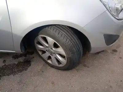 Автозапчасти б/у передняя правая кулачка за opel meriva b a17dts ссылки oem iam 