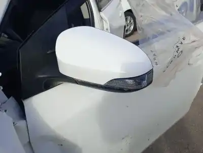 Автозапчастина б/у ЛІВЕ ДЗЕРКАЛО для TOYOTA AURIS (E18)  Посилання на OEM IAM   