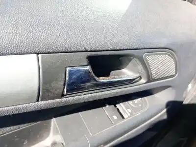 Pièce détachée automobile d'occasion Poignée Intérieure Avant Gauche pour OPEL ZAFIRA B A17DTR Références OEM IAM   