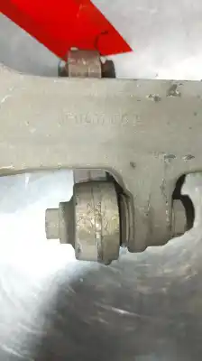 Автозапчастина б/у передній лівий нижний рычаг підвіски для audi a4 b7 avant (8ed) 2.0 tdi 16v посилання на oem iam 8e0407155  