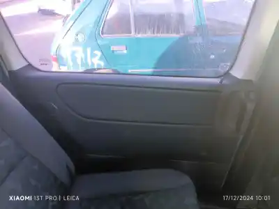 Автозапчасти б/у обивка задней левой двери за mercedes-benz vaneo (bm 414) compact van 668914 ссылки oem iam 